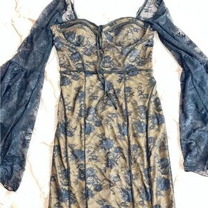 Fashion Nova Gold Long Sleeve Sweetheart Dress